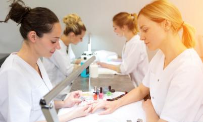 Formation extension d’ongles au chablon